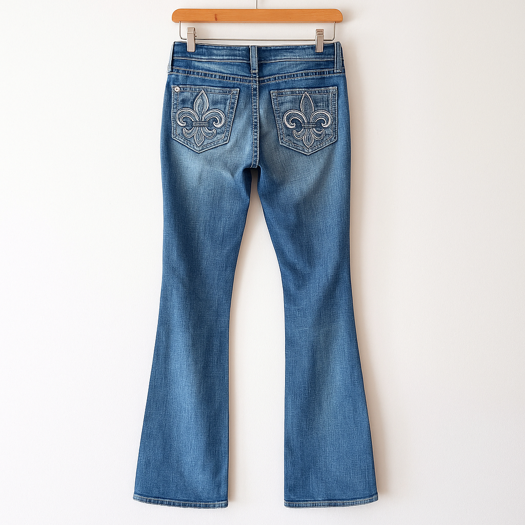 Bootcut Jeans | Light Wash Denim | Embroidered Fleur-de-Lis Back Pockets | Y2K Vintage