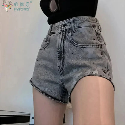 Vintage Y2K Embroidered Denim Shorts | High-Waisted Streetwear Jean Shorts